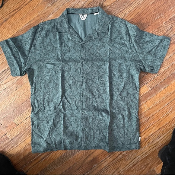 Green abstract size large jack & jones shirt - Picture 6 of 11